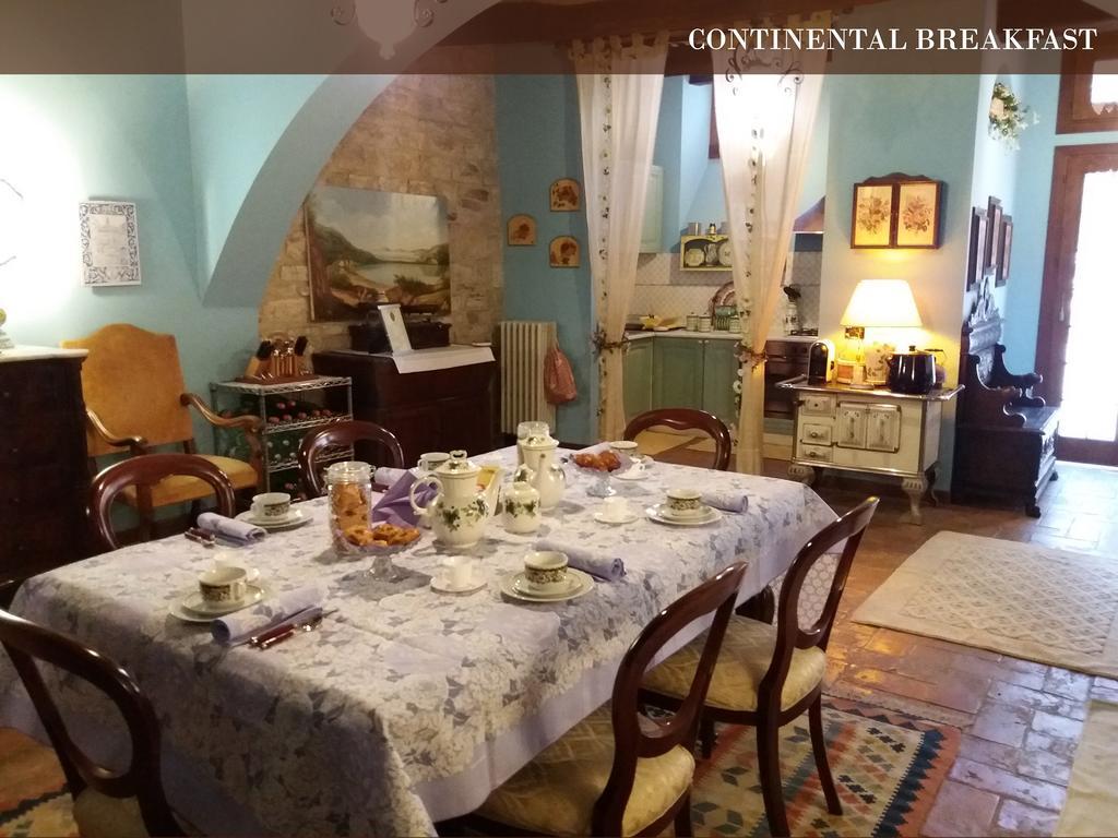 Vescovado 7 Apartment Губио Екстериор снимка