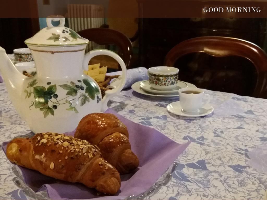 Vescovado 7 Apartment Губио Екстериор снимка
