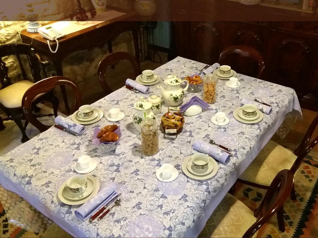 Vescovado 7 Apartment Губио Екстериор снимка